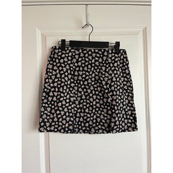 Mini Skirt - Picture 1 of 3